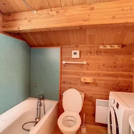 Chalet Cosy 2 Etoiles, 9 Pers, 4 Ch, 2 Sdb, Terrasse Sud, Proche Telesiege, Commerces, Piscine Ete - Fr-1-417-5 *